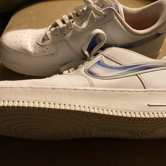 RARE! Nike Air Force 1 White Iridescent Pixel - Picture 6 of 7